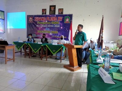 Sidang Pleno Pengurus OSIS 2019/2020