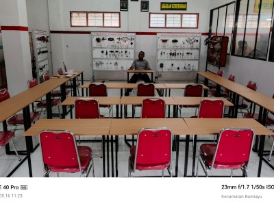 Ruang Diskusi Lab. TSM kelas Honda