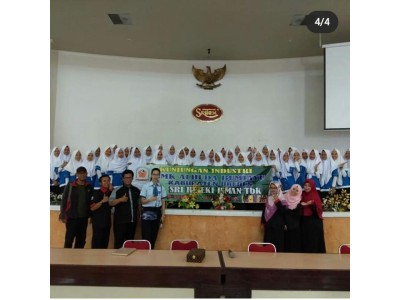 Kunjungan Industri jurusan Tata Busana di PT SRITEX Solo